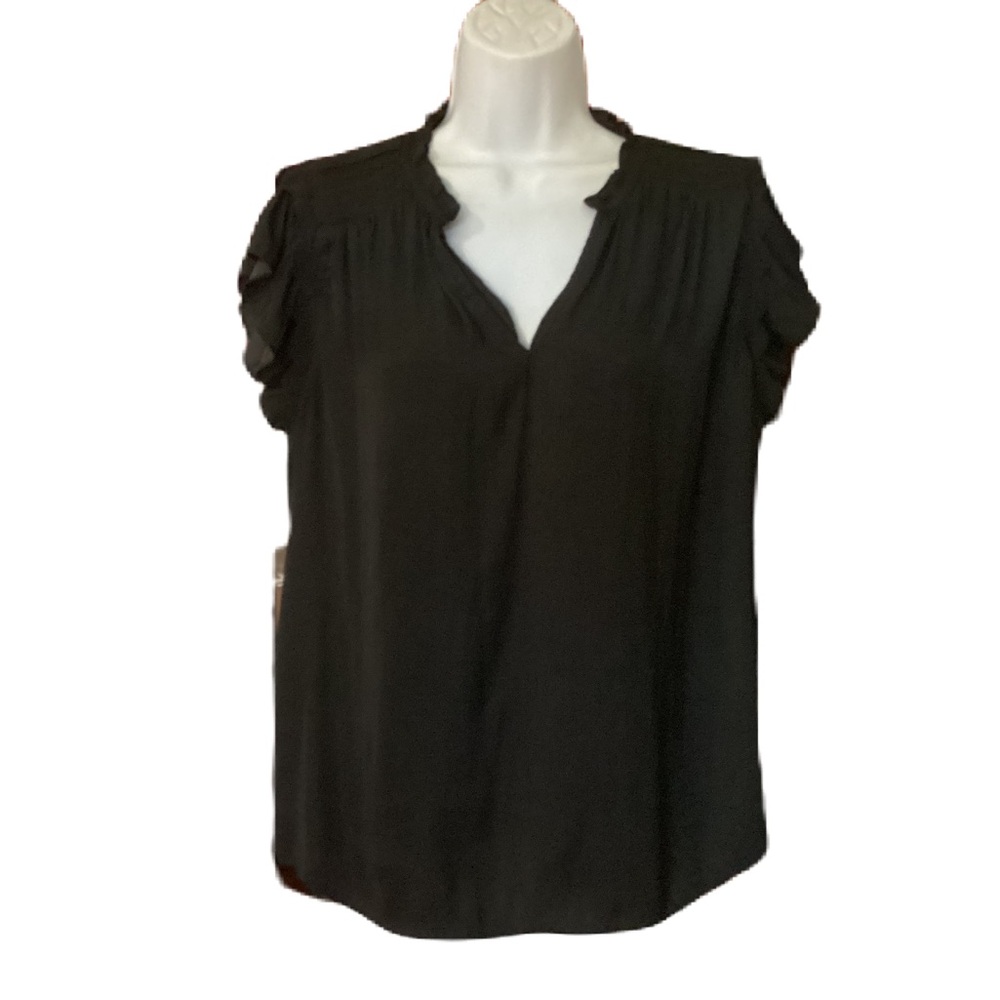 Cupcakes & Cashmere silky blouse. L